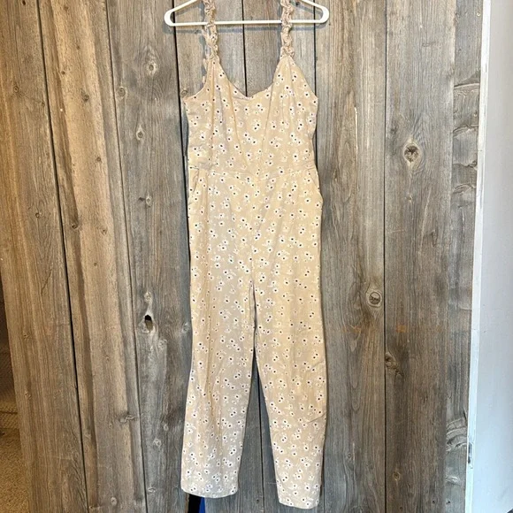Floral Beige Jumpsuit size M - Picture 4 of 13